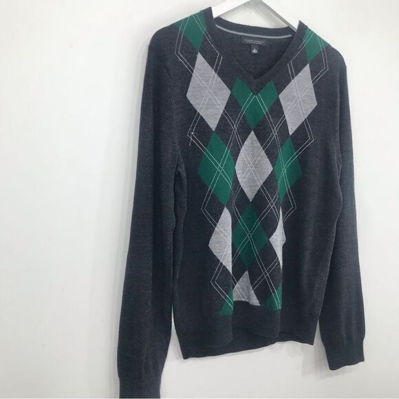 Banana Republic Gray Green Argyle 100% Merino Wool V Neck Pullover Sweater - Picture 4 of 16
